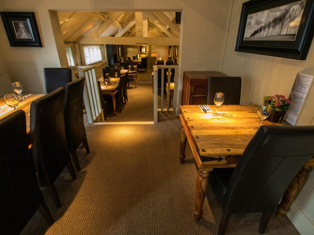 The Olde Coach House Inn Ashby Saint Ledgers Exterior foto